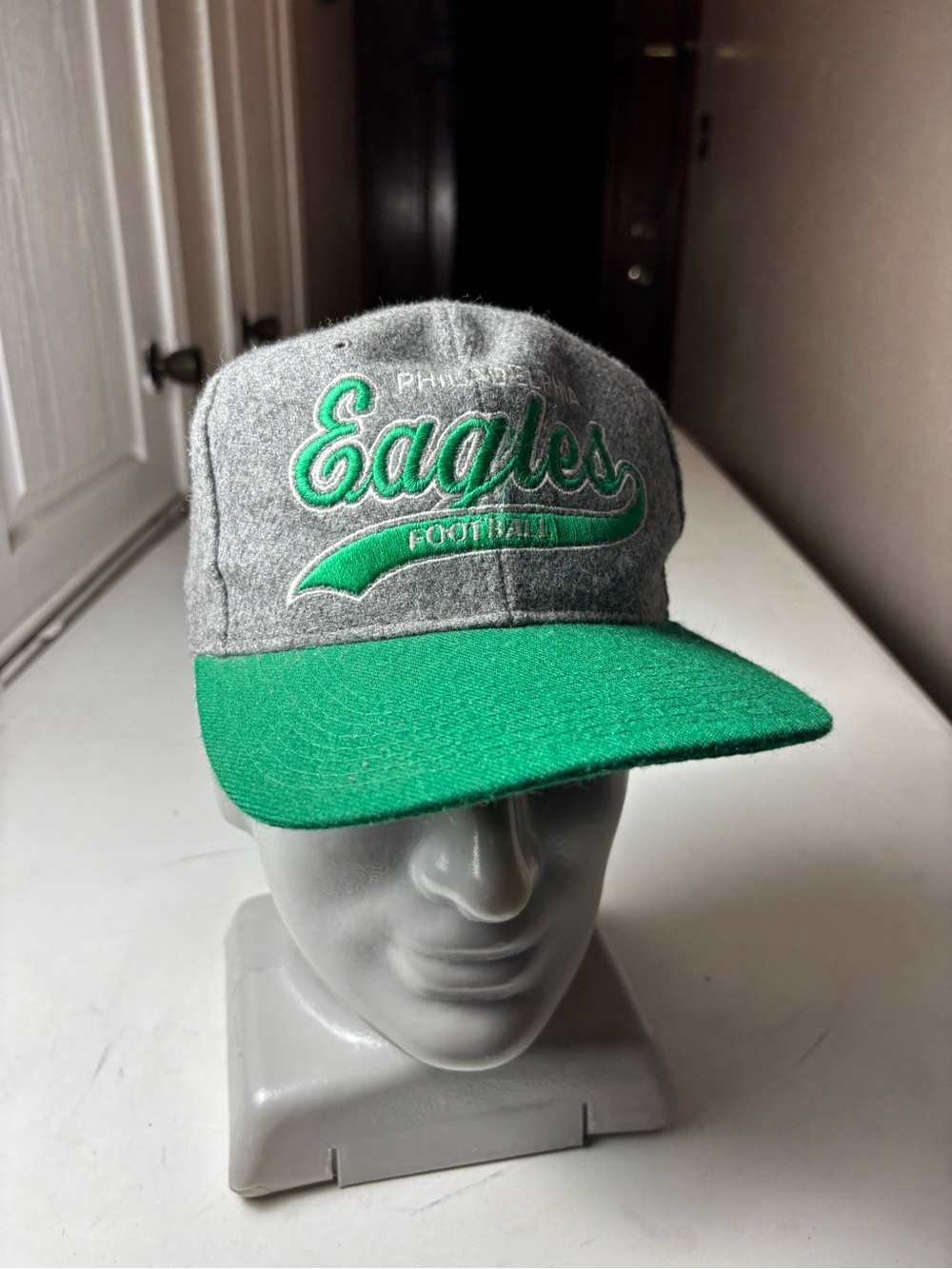VTG 80’s STARTER SnapBack Hat - PHILADELPHIA EAGLES NFL 1st Gen Script Wool